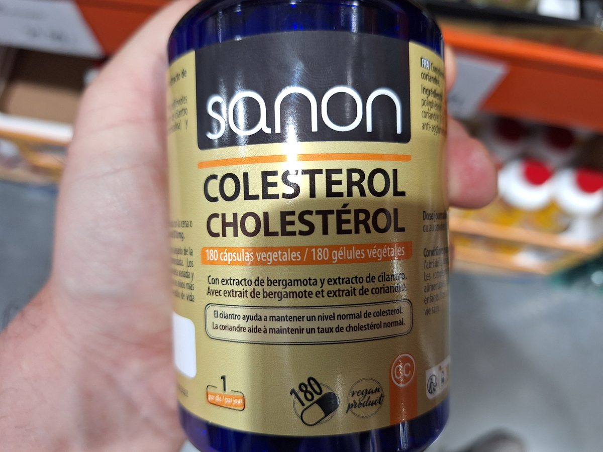 Ingredientes del complemento Sanon Colesterol