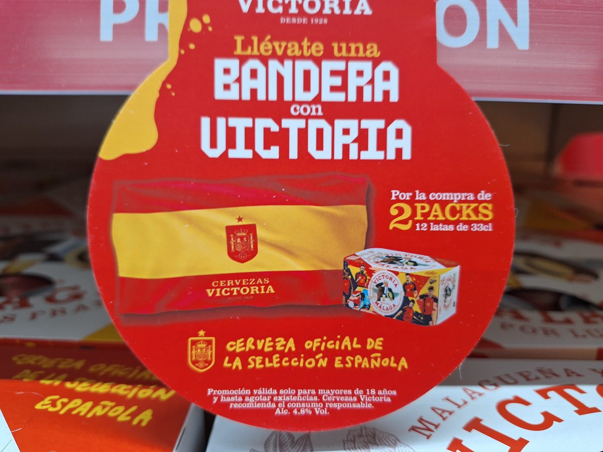 Detalle del pack de Cerveza Victoria con precio