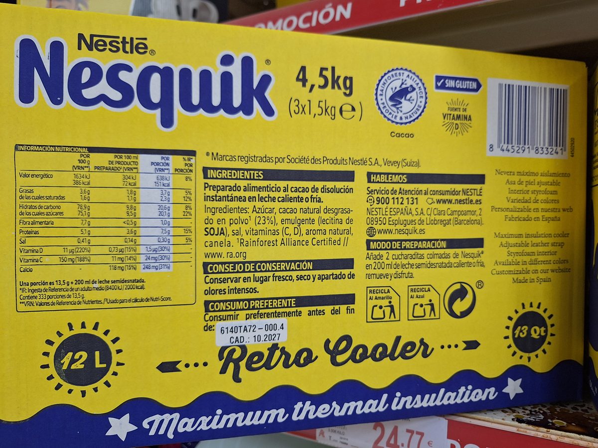 Detalle del pack Nesquik Polarbox con bolsas de cacao soluble