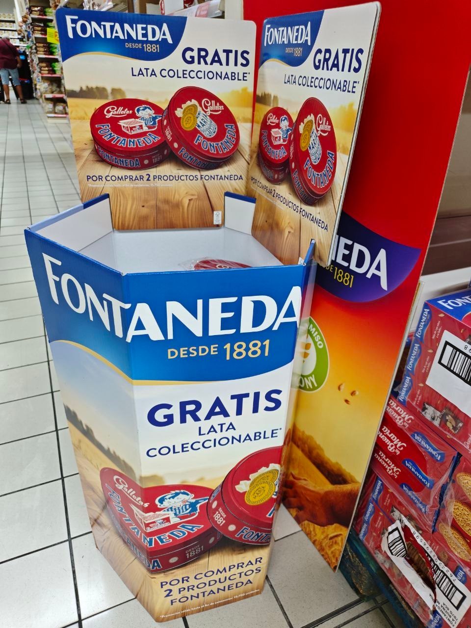 Detalle del paquete Fontaneda La Buena María con información de la promoción lata coleccionable