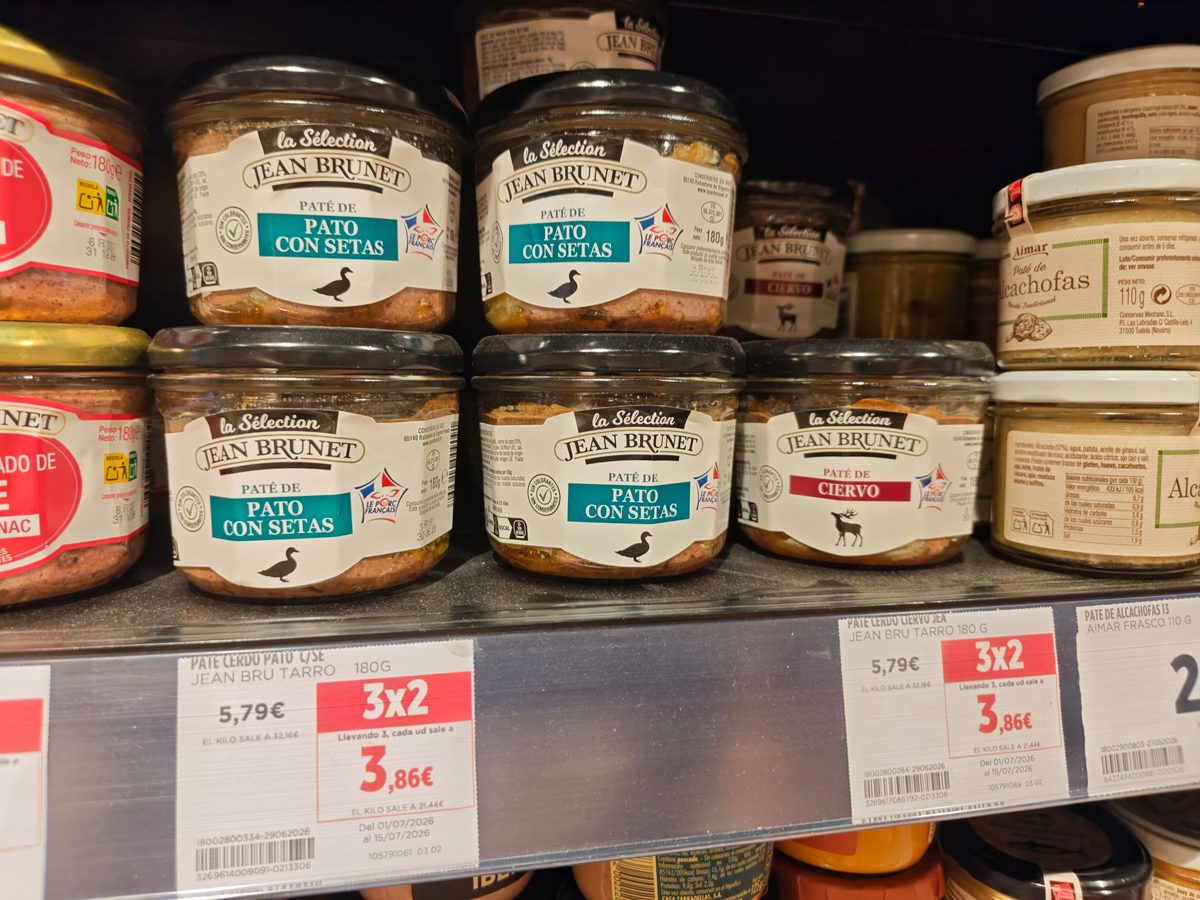 Detalle del tarro de paté Jean Brunet La Sélection con sello Le Porc Français