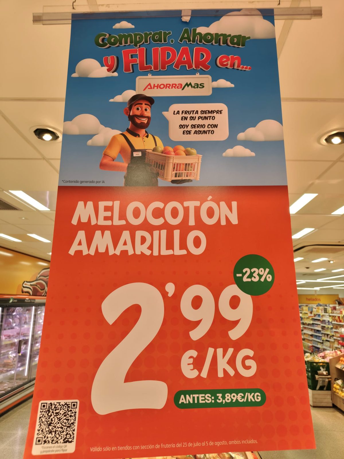 Melocotones amarillos Romea a granel en la sección de frutería de Ahorramás