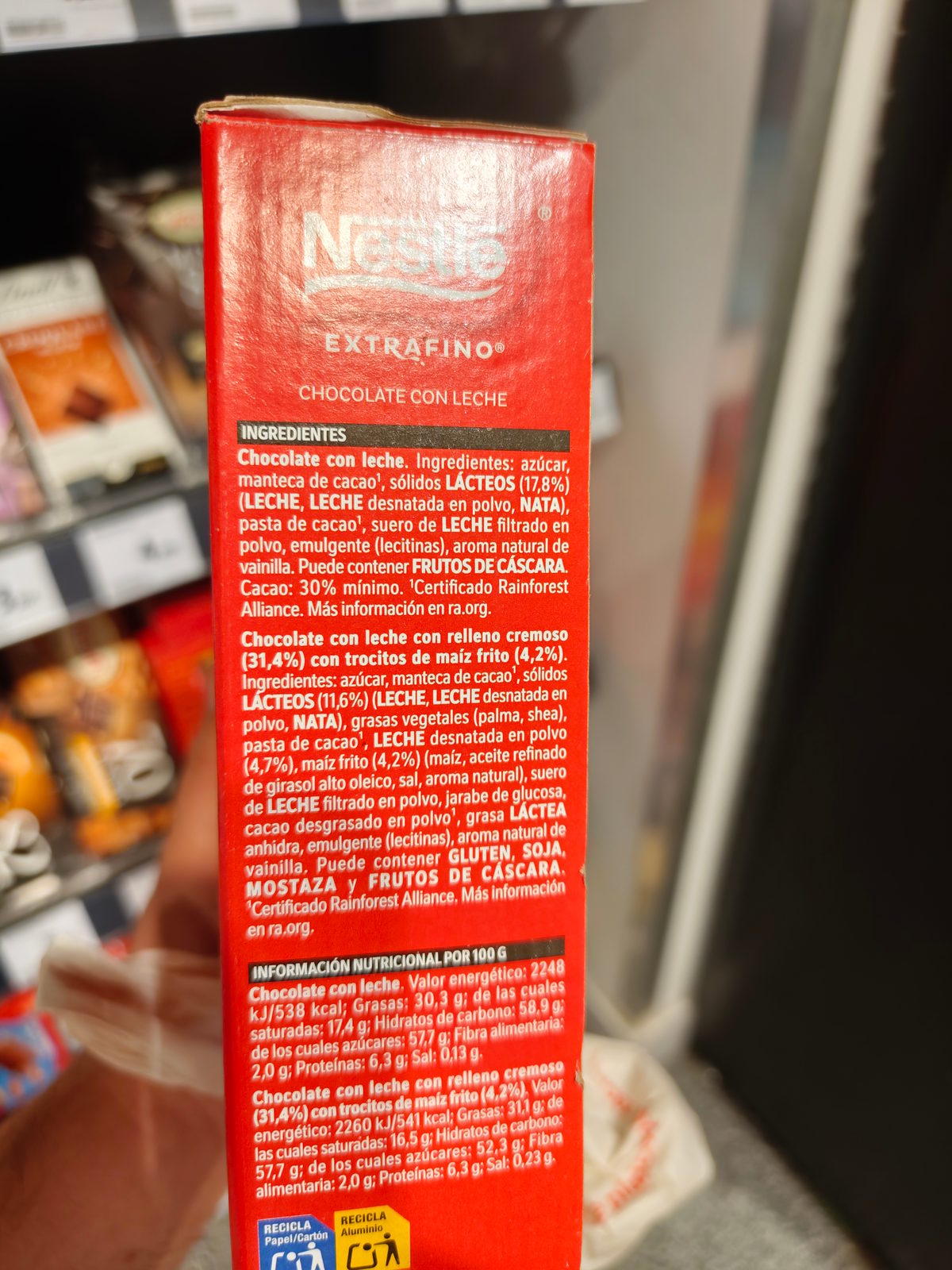 Detalle de las tabletas Nestlé Extrafino incluidas en el lote La Roja
