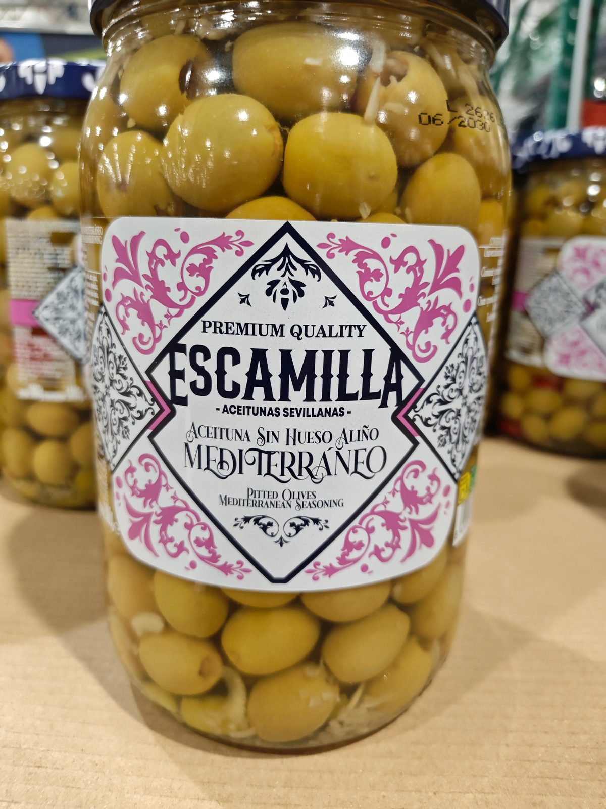 Tarro grande de aceitunas sin hueso Escamilla en Costco