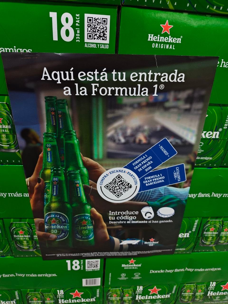 Detalle del pack de Heineken con la anilla que incluye el código promocional de Fórmula 1