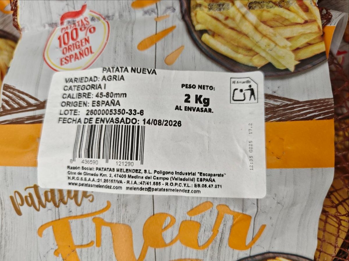 Vista del lineal de Ahorramás con las mallas de patata en promoción Los Pepinazos