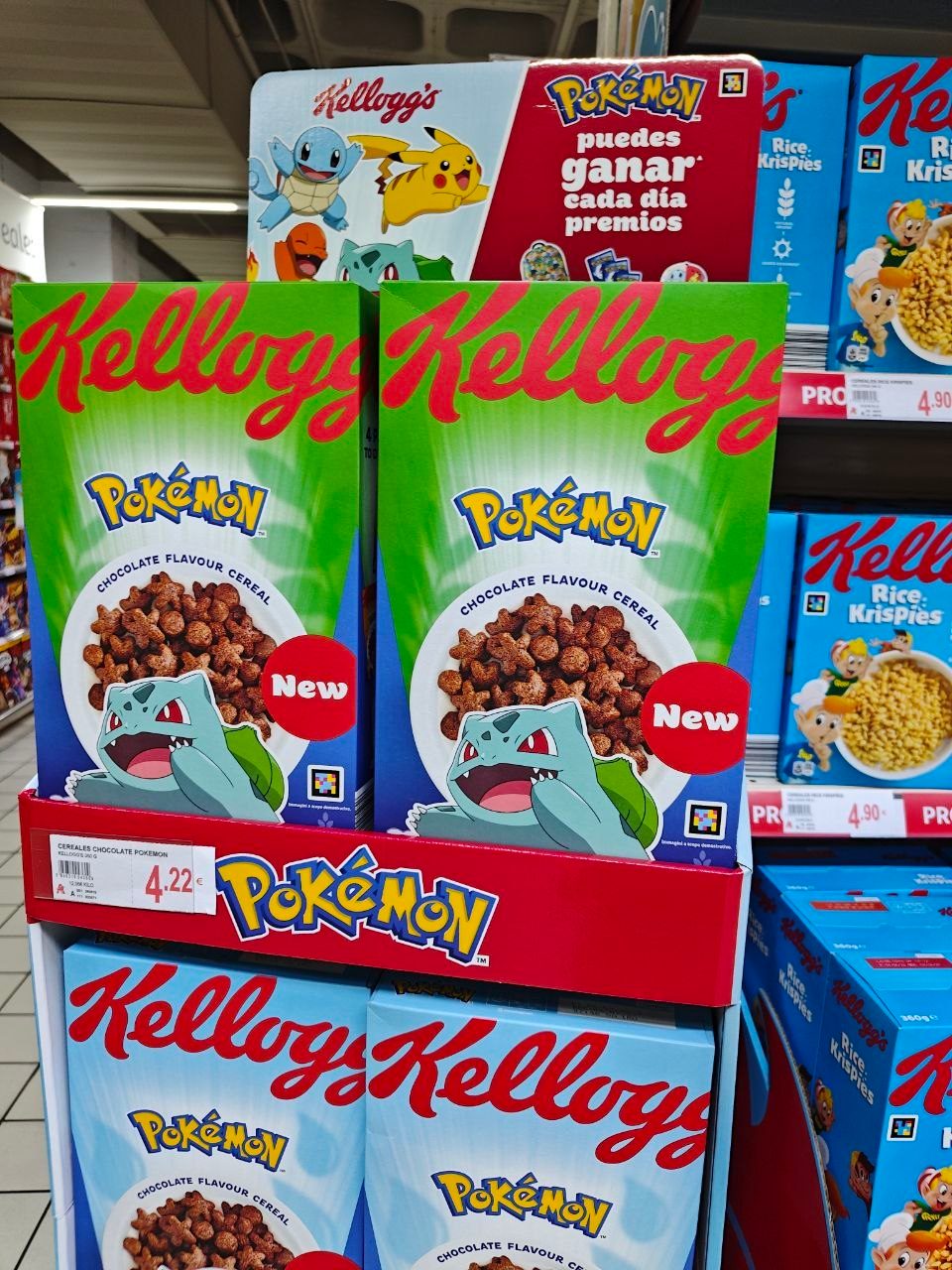Expositor de cereales Kellogg's con personajes de Pokémon en Alcampo