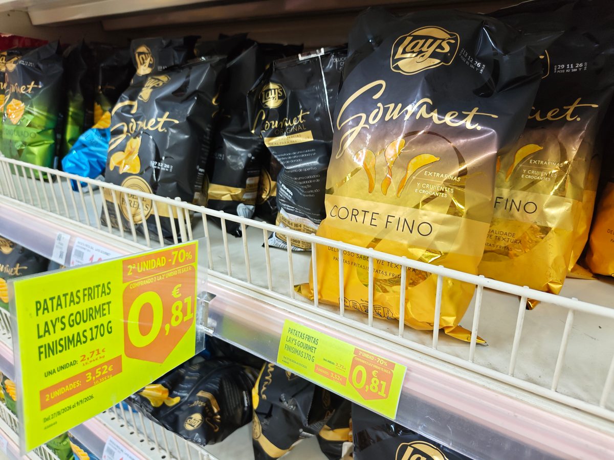 Cartel de oferta segunda unidad al 70% en Alcampo