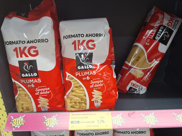 Pasta italiana seca de sémola de trigo duro